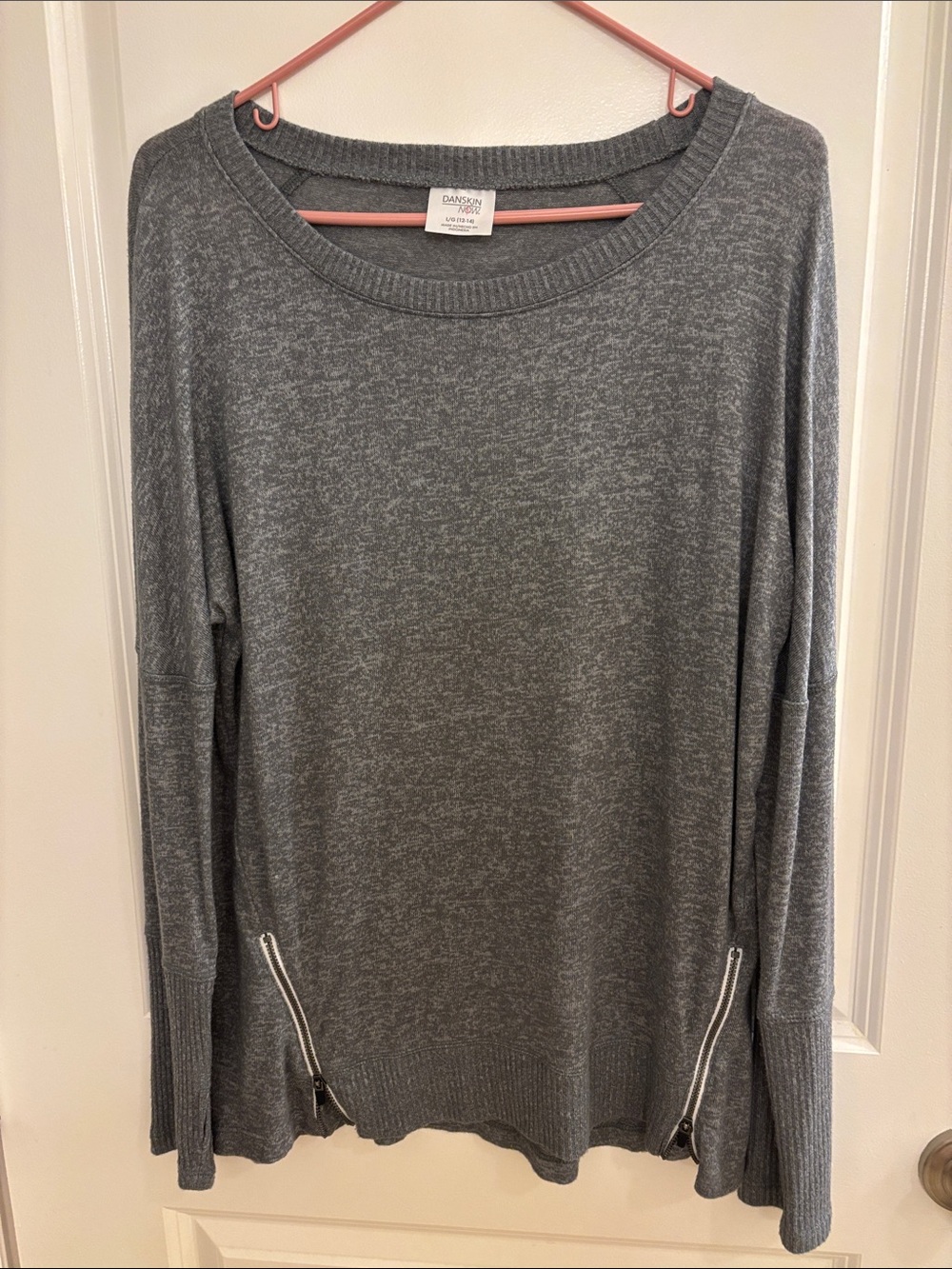 Danskin Gray Zip-Hem Long Sleeve Scoop Neck Top